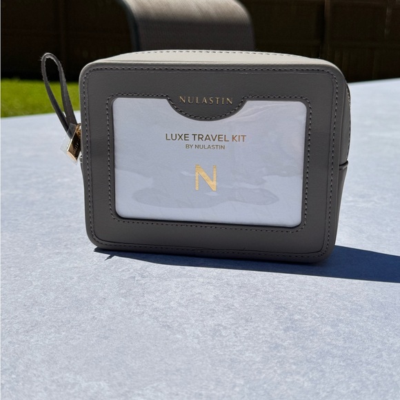 Nulastin Luxe Travel Kit - Picture 7 of 8